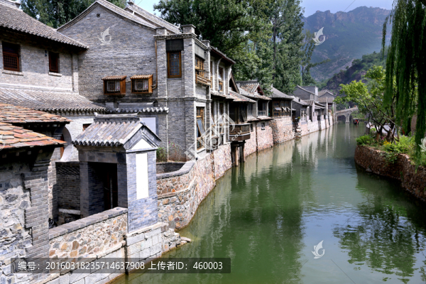 臨水中式建筑