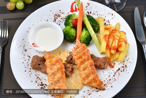 混合阿達(dá)納烏爾法
