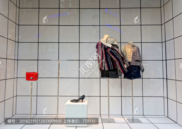女裝店,櫥窗