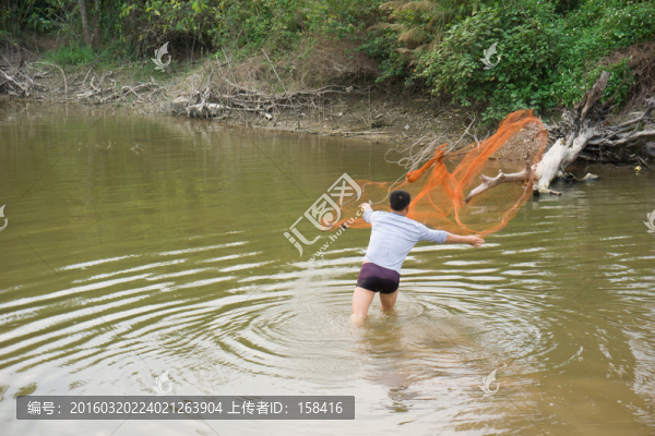 撒網(wǎng)捕魚