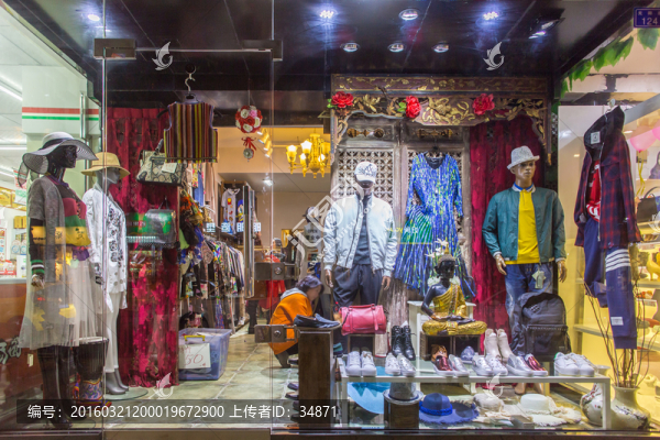 服裝店櫥窗