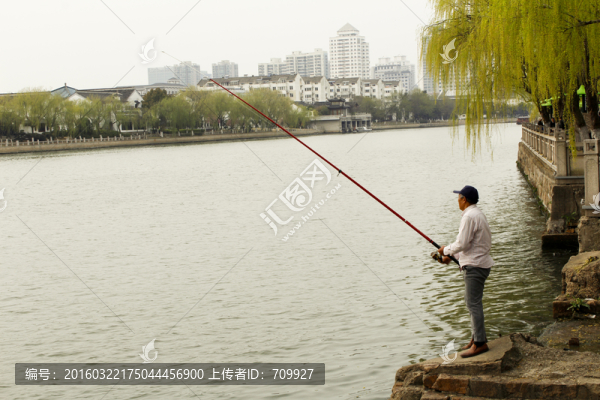 釣魚,垂釣,釣魚的老人