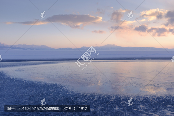 賽里木湖