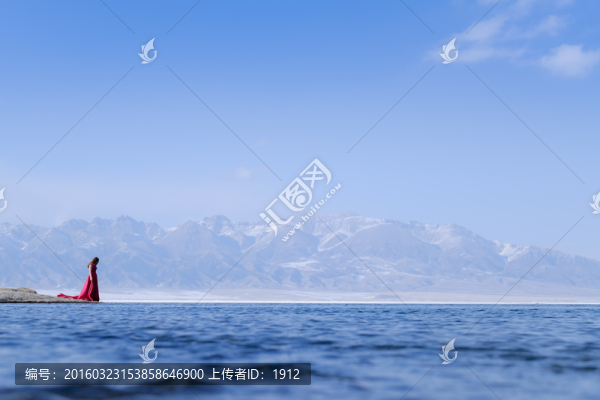 賽里木湖