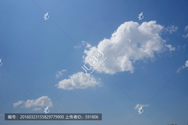 藍(lán)天白云
