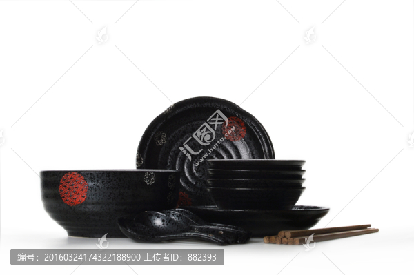 黑色陶瓷套裝餐具