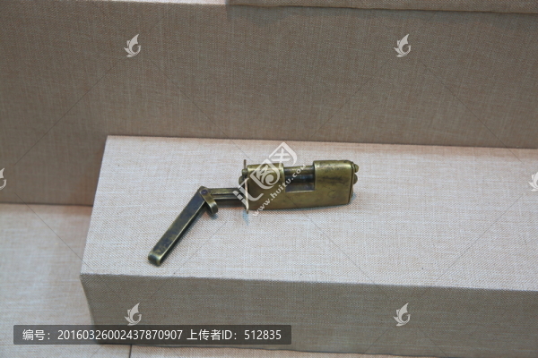 老式銅鎖