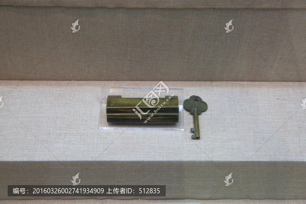 老式銅鎖