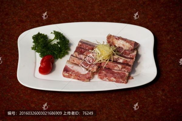 秘制小肉