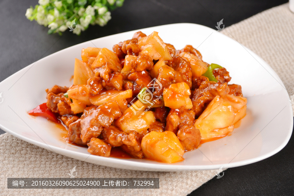 香菠咕咾肉