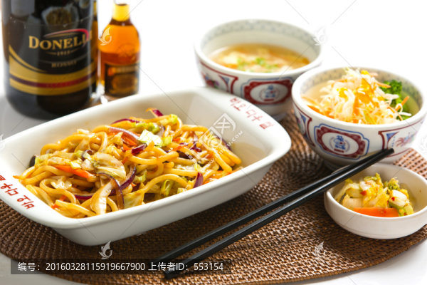 烏冬蔬菜炒面