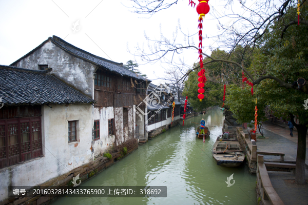蘇州昆山周莊古鎮(zhèn)冬天雨景