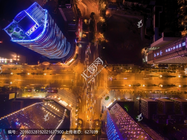 航拍成都市區(qū)