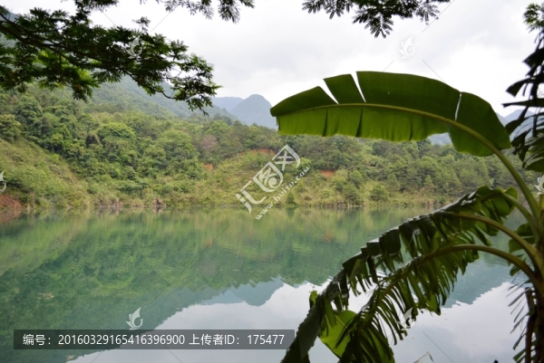 湖泊景色