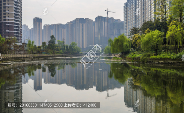 江安河畔春光好