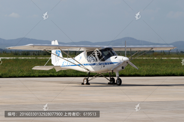 C42輕型飛機(jī)