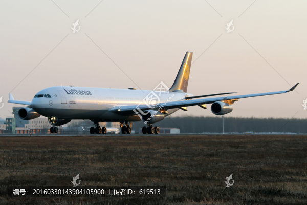 德國(guó)漢莎航空起飛