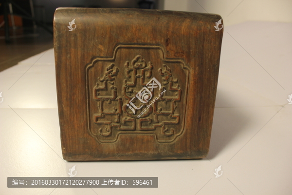 紫檀木雕