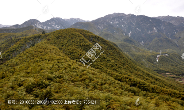 群山