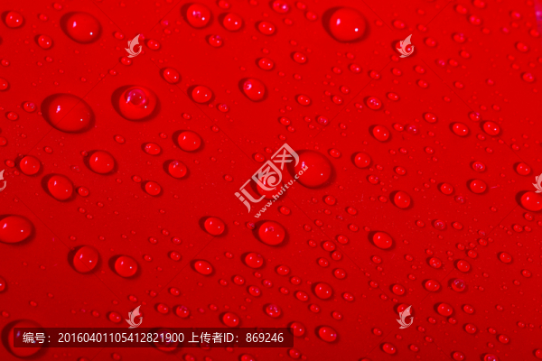 紅色背景水滴