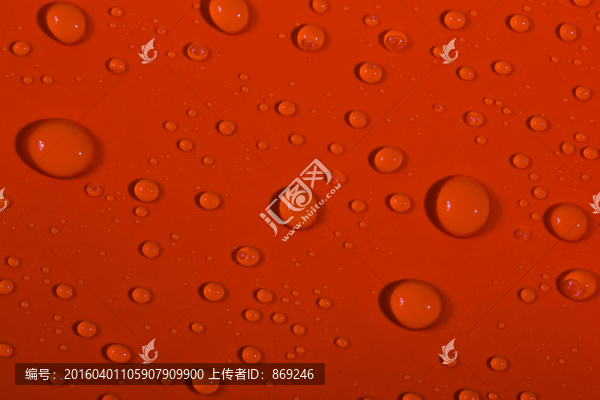 紅色背景水滴