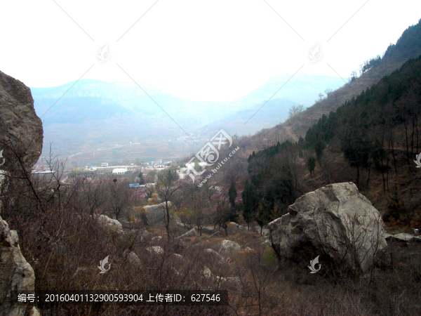 山谷