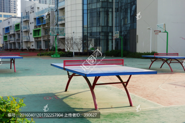 小學(xué)操場(chǎng)