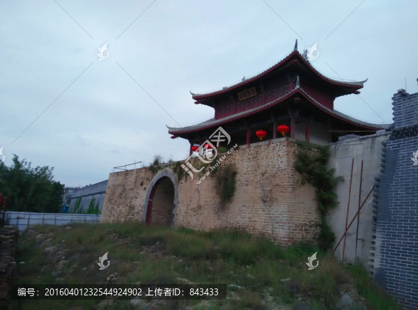 古城門(mén)