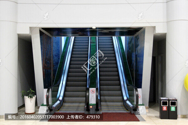 電梯,樓梯,過道