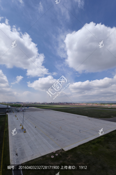 停機(jī)坪