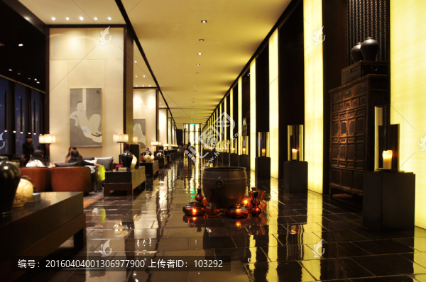 上海璞麗酒店一樓大廳