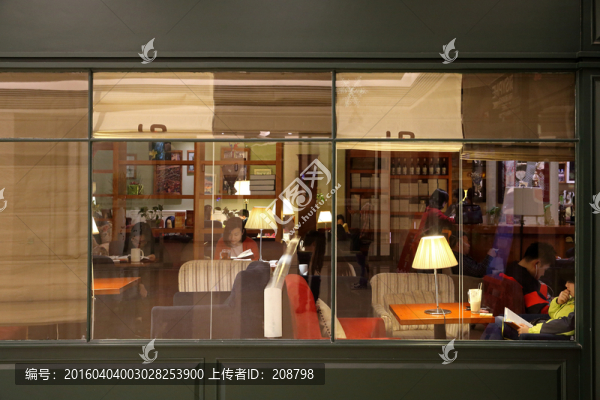 書(shū)吧櫥窗