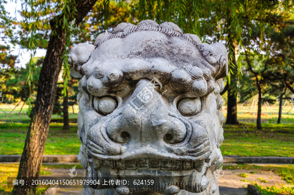 明十三陵總神道獅子石像