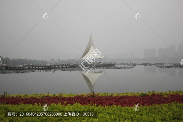 城市雕塑之遠(yuǎn)帆
