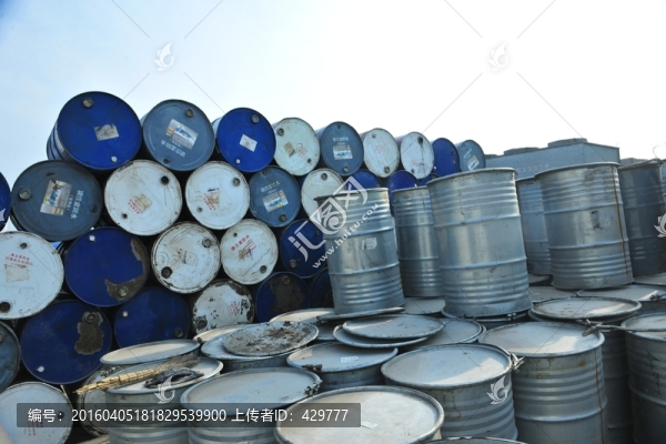 油漆桶