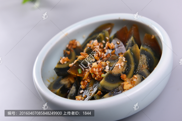 蒜茸松花蛋