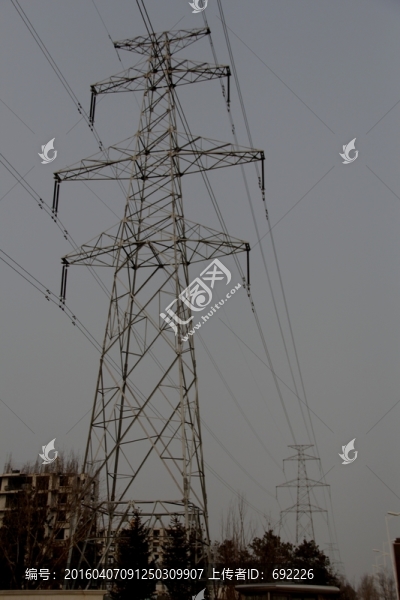 電塔