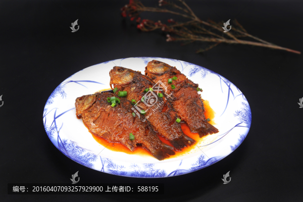 紅燒鯽魚(yú)