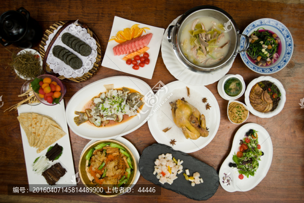 餐桌