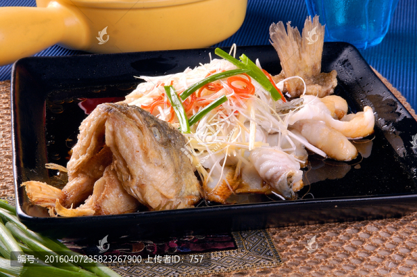 油淋鱸魚