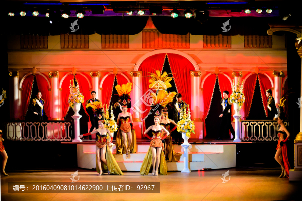 曼谷人妖表演