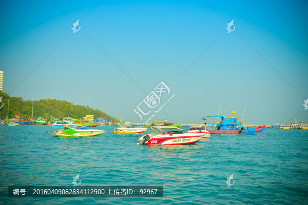芭提雅海濱游船