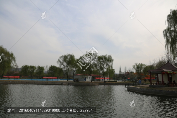 湖泊風(fēng)景