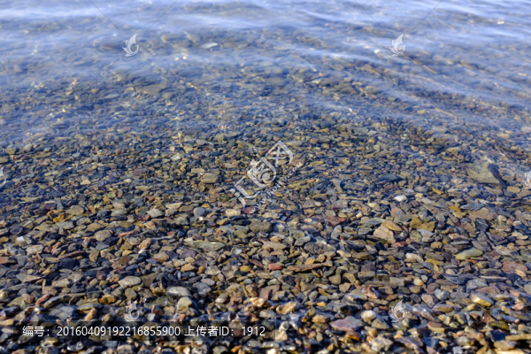 湖水