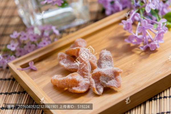 鹽津桃肉