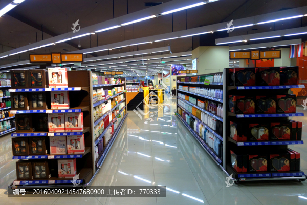 超市內(nèi)景,貨架,保稅商品