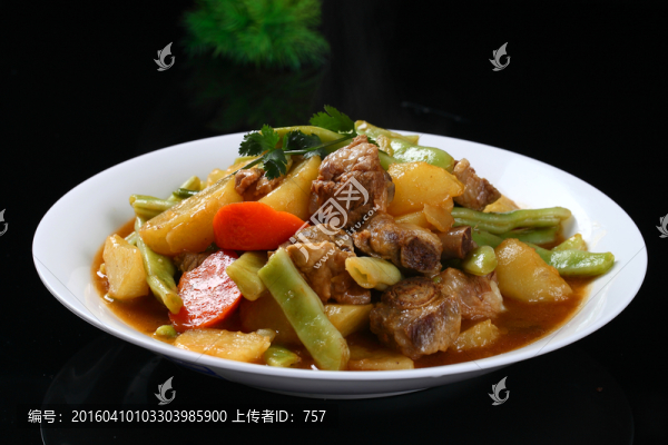 土豆蕓豆燉排骨