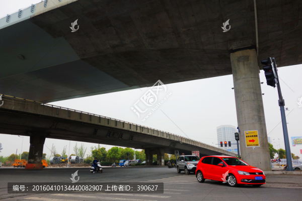 城市高架路