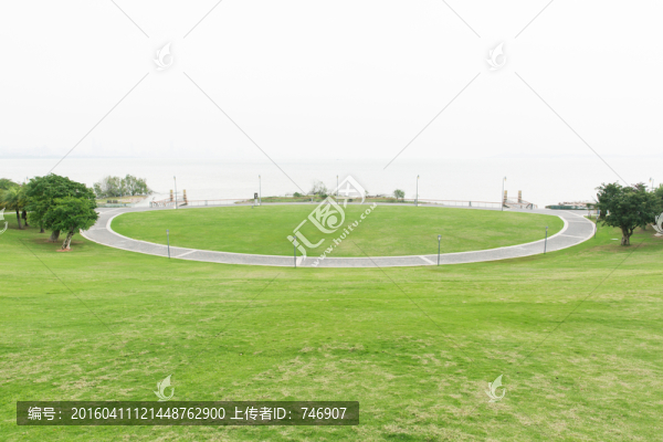 草地廣場