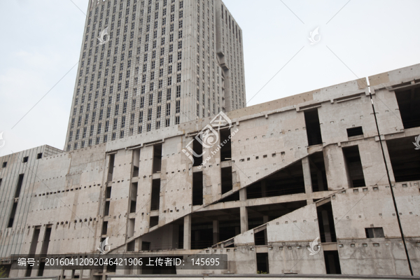 毛坯房